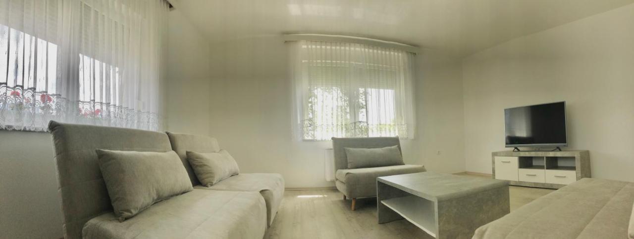Apartments Andrej - Oプトゥイ エクステリア 写真